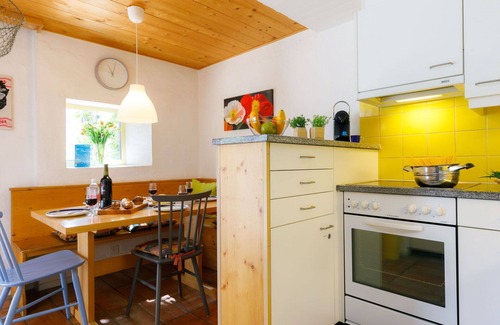 Capriasca Apartment | Nice apartment for 5 guests with pool, WIFI, TV, patio, pets allowed and panoramic view