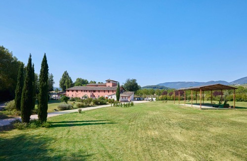San Brizio Apartment | Nice apartment for 5 guests with WIFI, pool, TV and pets allowed, close to Spoleto