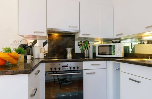 Sonvico Apartment | Nice apartment for 5 people with pool, WIFI, patio, pets allowed and panoramic view