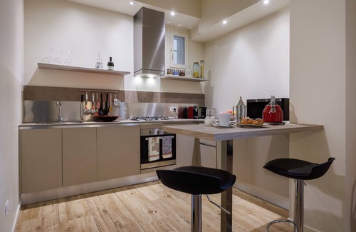 Santissima Annunziata Apartment | Nice apartment for 6 guests with A/C, WIFI, TV and balcony