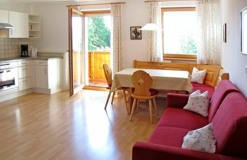 Maranza Apartment | Nice apartment for 6 guests with WIFI, TV, balcony and parking