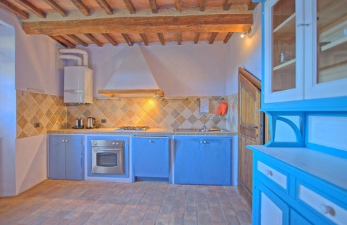 Poggibonsi Apartment | Nice apartment for 6 guests with A/C, pool, WIFI, TV and panoramic view, close to San Gimignano
