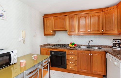 Vinaros Apartment | Nice apartment for 6 people with WIFI, TV, terrace and pets allowed