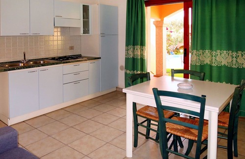 Badesi Apartment | Nice apartment for 6 people with WIFI, A/C, pool, TV, terrace and pets allowed