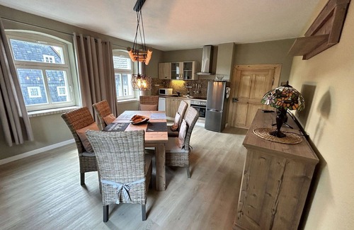 Grossschoenau Apartment | Nice apartment for 7 people with WIFI, hot tub, TV, patio, pets allowed and parking