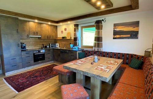 Schlitters Apartment | Nice apartment for 5 guests with WIFI, TV, balcony and parking