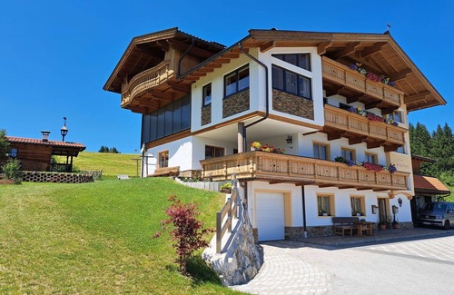 Wildschoenau Apartment | Nice apartment for 4 guests with WIFI, TV, balcony and parking
