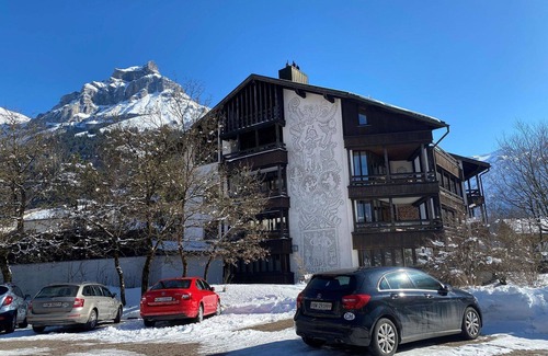 Engelberg Apartment | Nice apartment for 6 people with pool, WIFI, TV and balcony