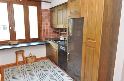 Engelberg Apartment | Nice apartment for 4 people with pool, WIFI, TV and balcony
