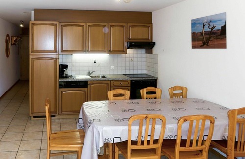 Granges Apartment | Nice apartment for 8 people with WIFI, TV, balcony, pets allowed and panoramic view