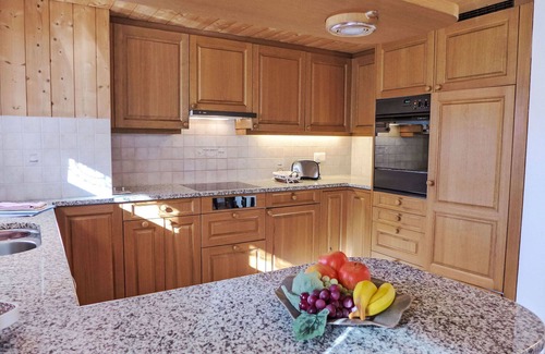 Gadmen Apartment | Nice apartment for 5 guests with WIFI, TV, patio, pets allowed and panoramic view