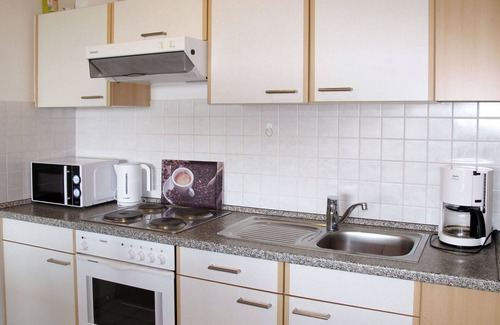 Wremen Apartment | Nice apartment for 6 people with WIFI, TV, balcony, pets allowed and parking