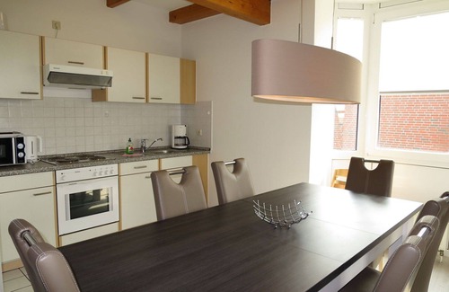 Wremen Apartment | Nice apartment for 6 people with WIFI, TV, balcony, pets allowed and parking