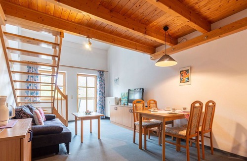 Arrach Apartment | Nice apartment for 2 guests with WIFI, TV, balcony and parking