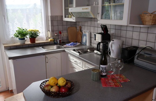Wesenberg Apartment | Nice apartment for 4 guests with TV, terrace, pets allowed and parking