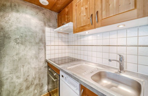 Tignes Apartment | Nice apartment for 4 people with WIFI, TV and balcony