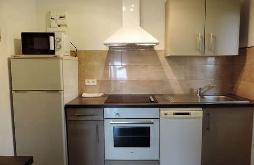 Partinello Apartment | Nice apartment for 2 guests with A/C, WIFI, TV, patio, pets allowed and panoramic view