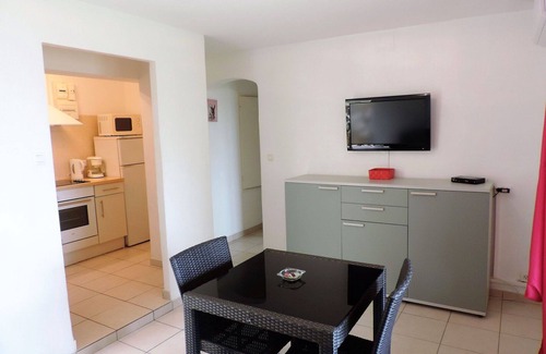 Partinello Apartment | Nice apartment for 4 guests with WIFI, A/C, TV, patio, pets allowed and panoramic view