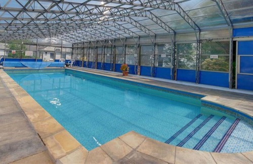 Barnstaple Apartment | Nice apartment for 6 people with pool, WIFI, TV, patio, pets allowed, panoramic view and parking