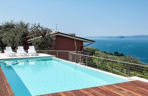 Frader Apartment | Nice apartment for 6 guests with WIFI, pool, TV and terrace
