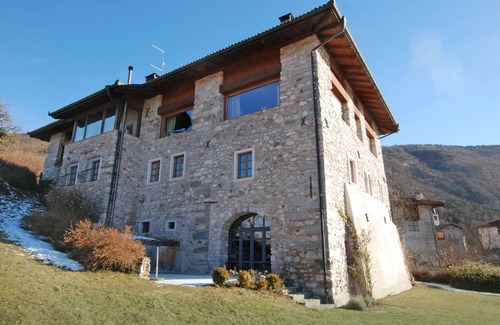 Comano Terme Apartment | Nice apartment for 4 guests with private pool, WIFI, TV, patio and pets allowed