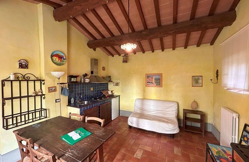 Monteleone d'Orvieto Apartment | Nice apartment for 4 people with WIFI, pool, TV and parking