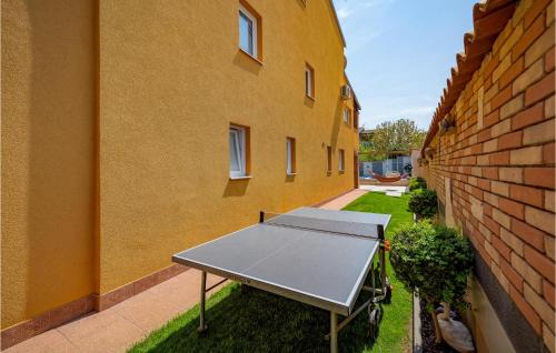 Porec Apartment | Nice Apartment In Baderna