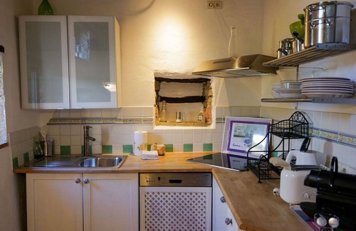 Montevarchi Villa | Nice apartment in villa with WIFI, pool, TV, patio, pets allowed, panoramic view and parking