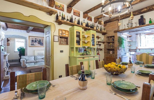 Rocca di Papa Villa | Nice apartment in villa for 13 people with private pool, A/C, WIFI, TV and patio