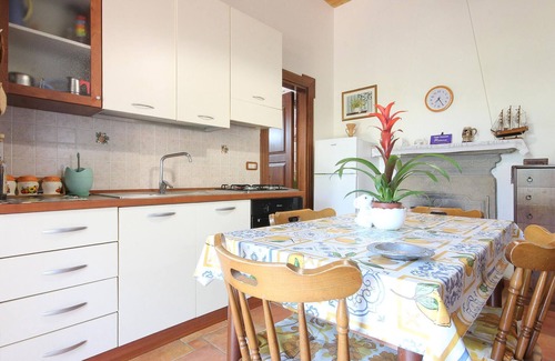 Serramezzana Apartment | Nice apartment in Serramezzana with WiFi