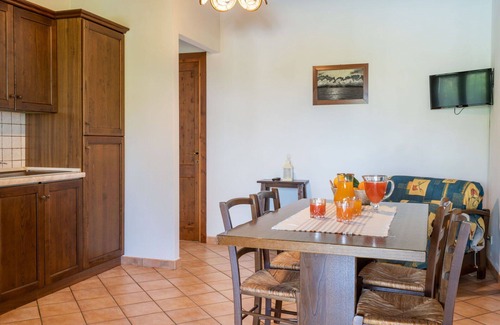 Bolsena Villa | Nice apartment in villa for 6 guests with WIFI, pool, TV, terrace and pets allowed