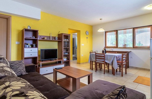 Karojba Apartment | Nice apartment in Karojba with WiFi