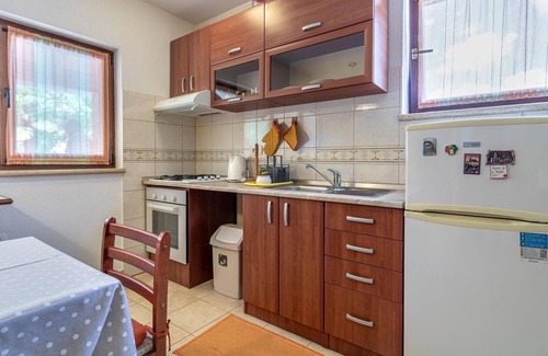 Karojba Apartment | Nice apartment in Karojba with WiFi