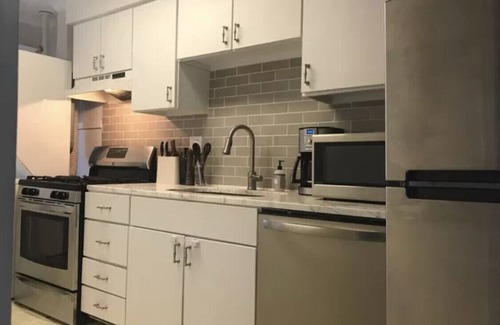 Countryside Apartment | Nice apartment in South Plaza neighborhood. Available.