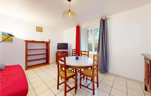 Trouvans Apartment | Nice Apartment In Trouvans With Wifi