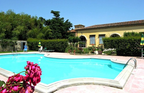 Scarperia e San Piero Villa | Nice apartment in villa for 6 guests with pool, WIFI, TV, panoramic view and parking
