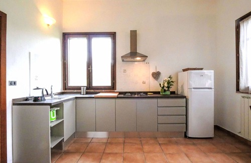 Montorsaio House | Nice apartment in villa for 2 guests with pool, WIFI, TV, patio, pets allowed and panoramic view
