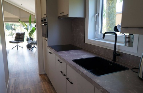 Vleteren House | Nice apartment in villa for 6 people with WIFI, TV, terrace and parking