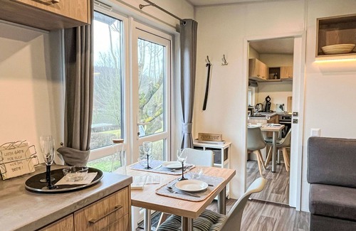 Wemding House | Nice apartment in villa for 4 guests with WIFI, A/C, TV, terrace and pets allowed