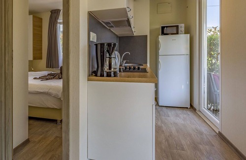 Vinkuran House | Nice apartment in villa with pool, A/C, WIFI, TV, terrace, pets allowed and parking