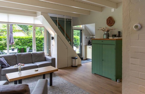 Municipality of Dalfsen House | Nice apartment in villa for 4 guests with WIFI, pool, TV and terrace