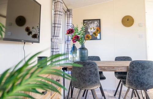 Municipality of Cuijk House | Nice apartment in villa for 4 people with WIFI, TV, terrace and parking