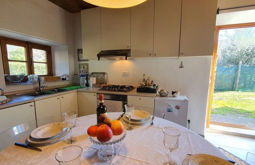 Villabuona Villa | Nice apartment in villa for 4 guests with WIFI, pets allowed and parking, close to Lucca