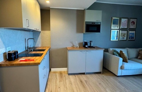 Porto Recanati Apartment | Nice apartment for 4 people with A/C, pool, WIFI, TV, terrace and panoramic view