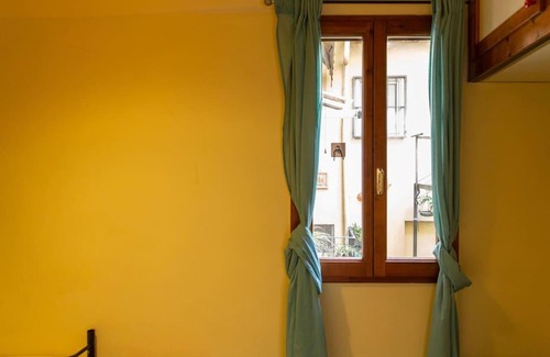 San Lorenzo Apartment | Nice Apartment Near The Basilica Of San Lorenzo