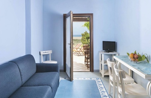 Bosa Marina Apartment | Nice apartment on the ground floor with sea view of about 45 m2 equipped with air conditioning and wi fi connection, composed of a living room with equipped kitchenette, fridge and flat-screen television.It can be on one level or with a mezzanineA double