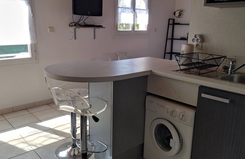 Aytre Apartment | Nice apartment seaside beach 100m T2 large balcony aytre 3kms from la rochelle