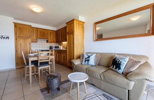 Nendaz Apartment | Nice apartment with valley view
