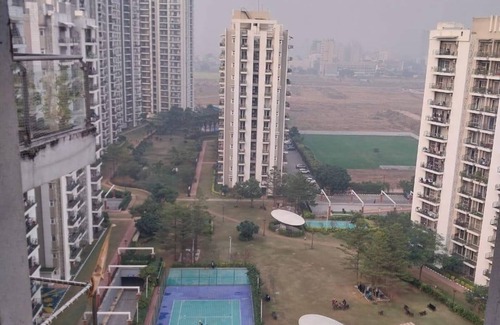 Gurugram Apartment | Nice-bedroom apartment in brilliant Gurugram with AC locate in gurgaon
