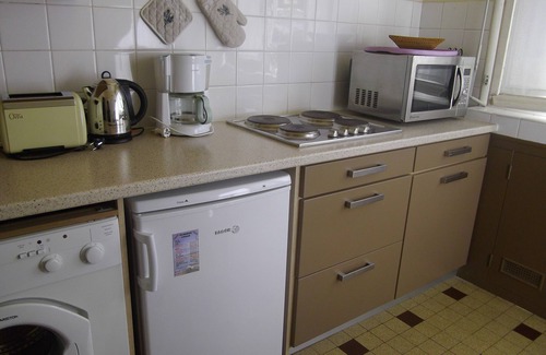 Les Baumettes Apartment | Nice center, two room flat, terrace with seaview, parking space, wifi access